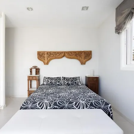 Luxury Frontline פוריס דה אבונה